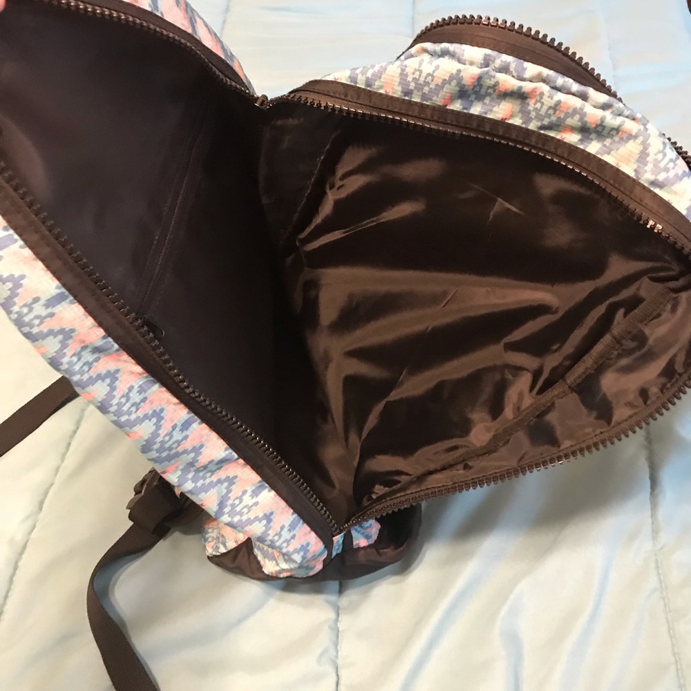 Backpack - Picture 3 of 4